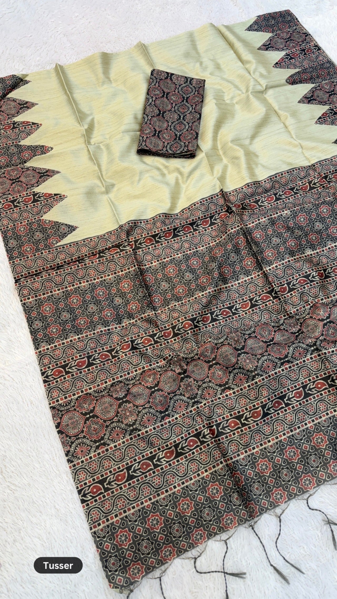 Plain Ajrakh Tusser Silk Saree (Ajrakh Blouse)