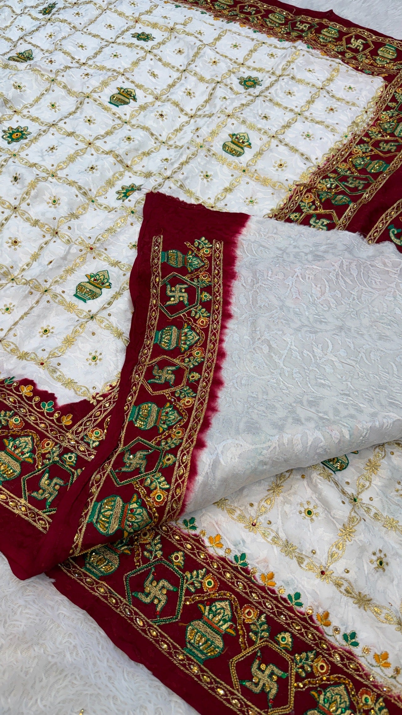 Kutchi Gharchola Saree (White x Maroon)