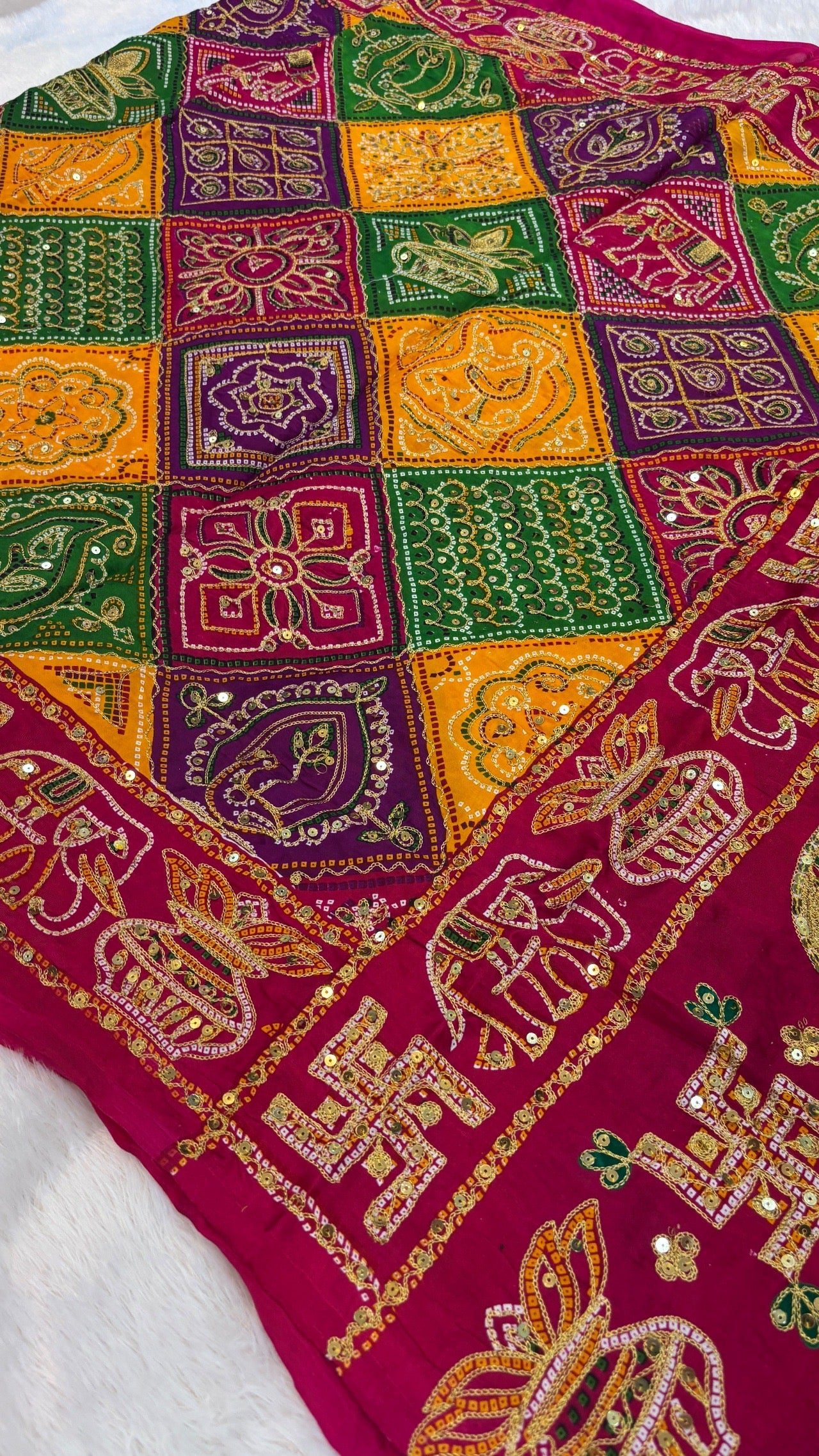 SvarṇaVastra :- Vintage Sequence Work Saree (Pink)
