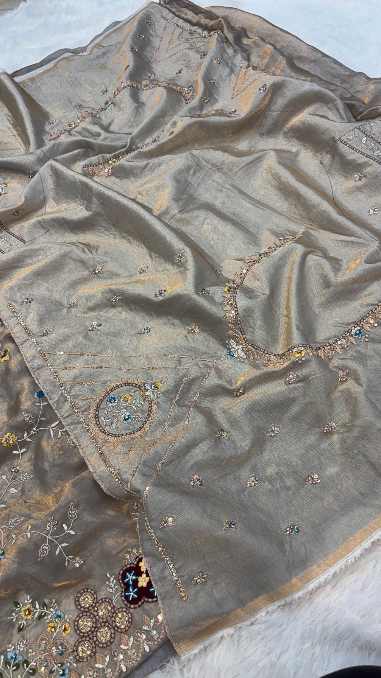 Shaan-E-Hindustan Limited Edition Saree! Vol.5
