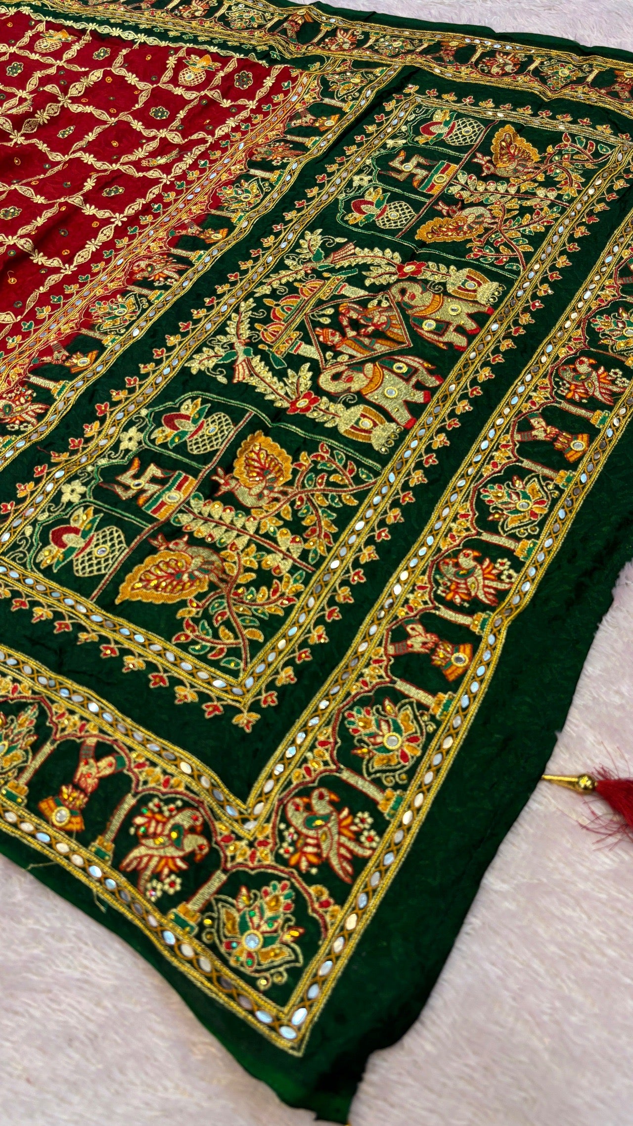 Kutchi Gharchola Saree (Hast Melap)