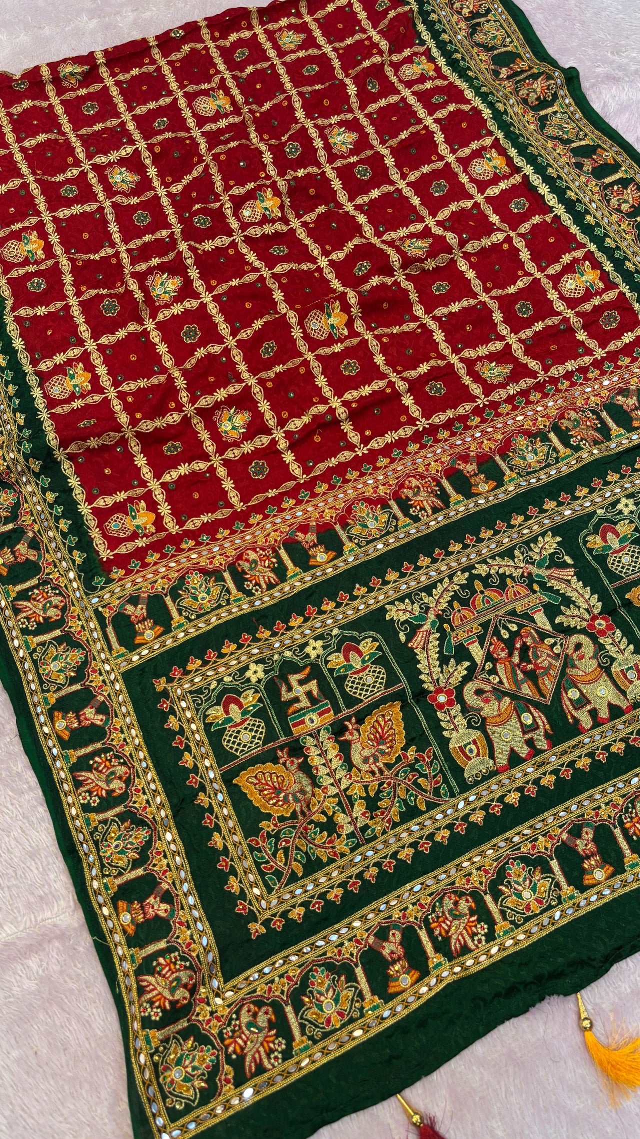 Kutchi Gharchola Saree (Hast Melap)
