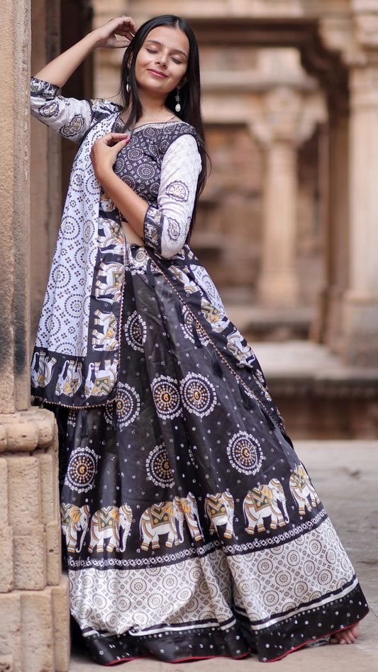 7 Mt. Flair Gaj Ratna Lehanga Choli with Diamond Work