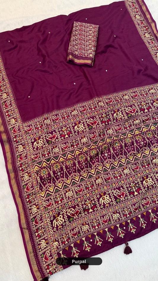 Trending Mul Cotten Mirror Work Saree SD2