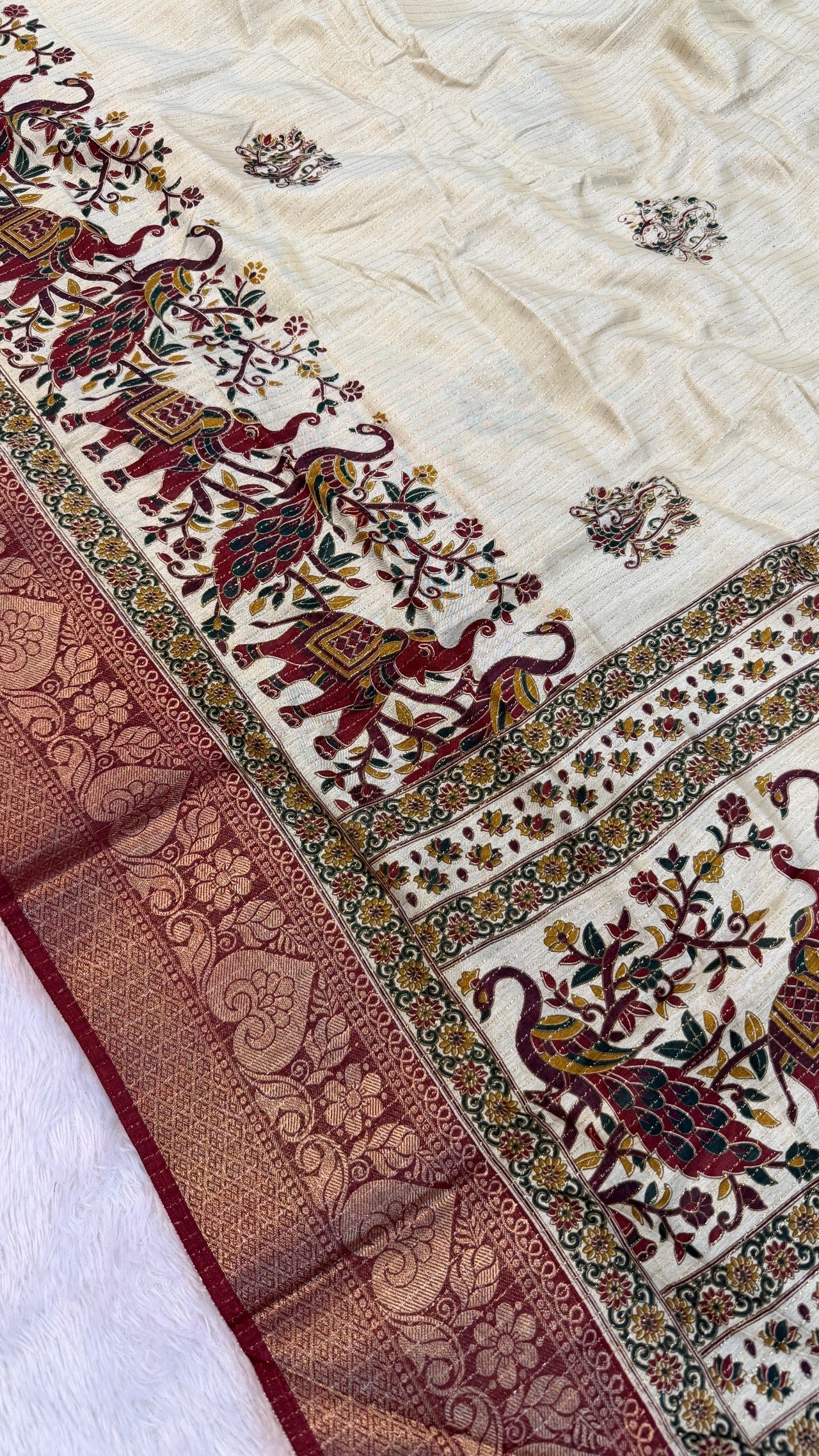 Rajawadi Look Saree AFb