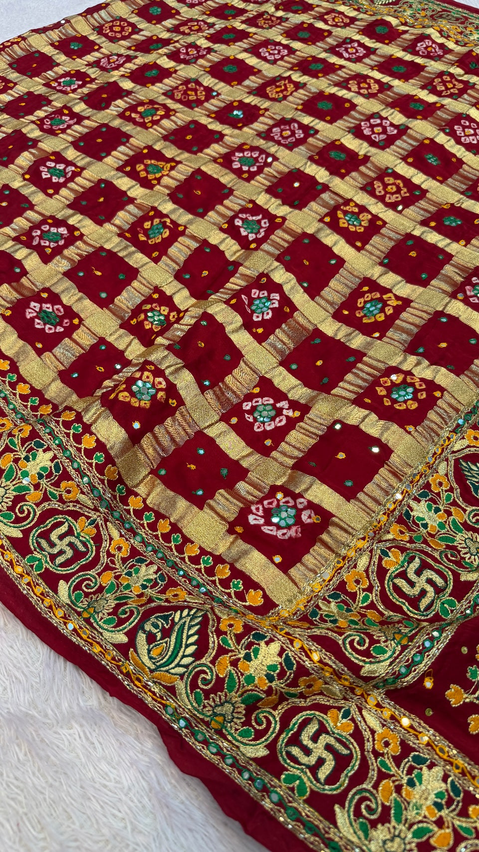 Traditional Gharchola Saree - 4040
