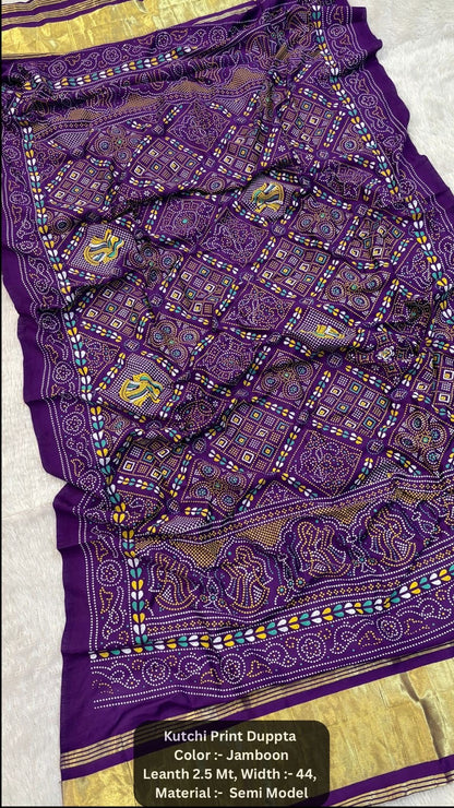 Kutchi Duppta with Lagdi Patta