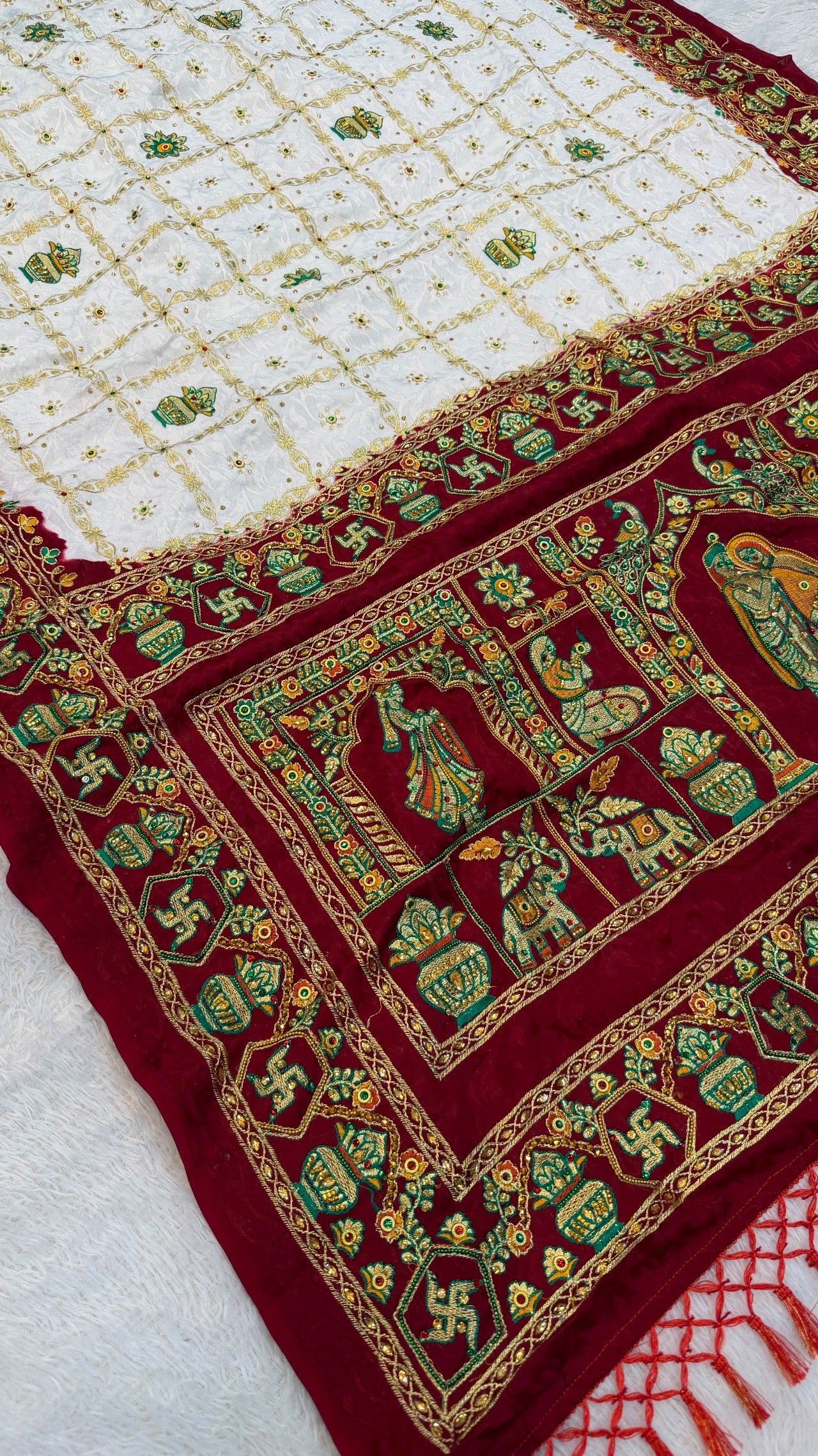 Kutchi Gharchola Saree (White x Maroon)