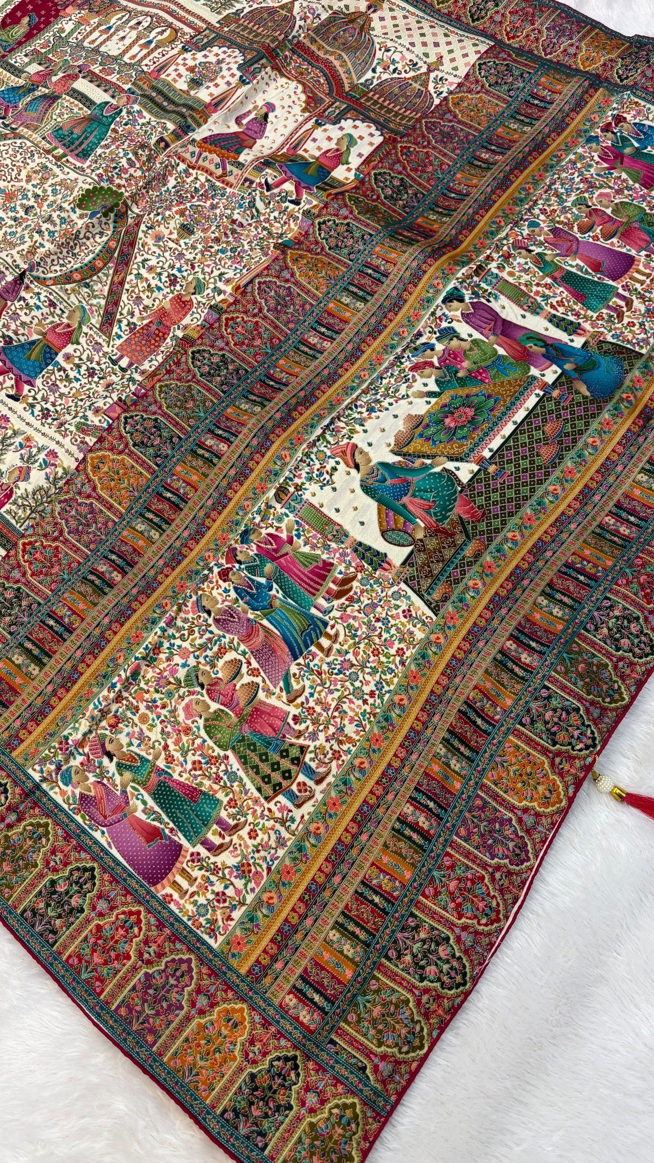 Pure Hand Weaving Kalamkari Saree (Delhi Darbar)