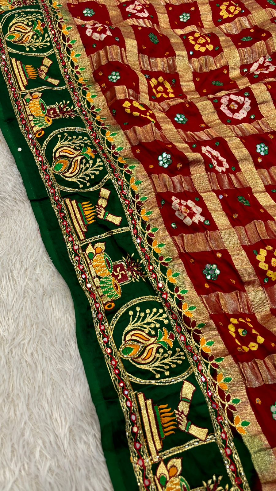 Traditional Gharchola Saree (Dulha Dulhan)