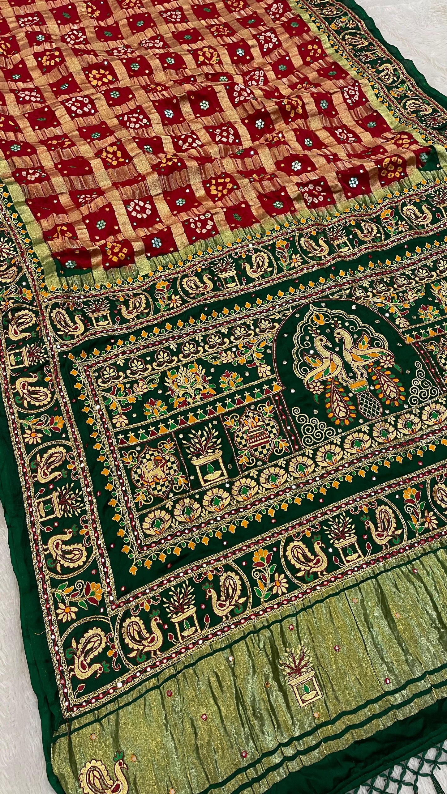 Traditional Gharchola Saree (Morani)