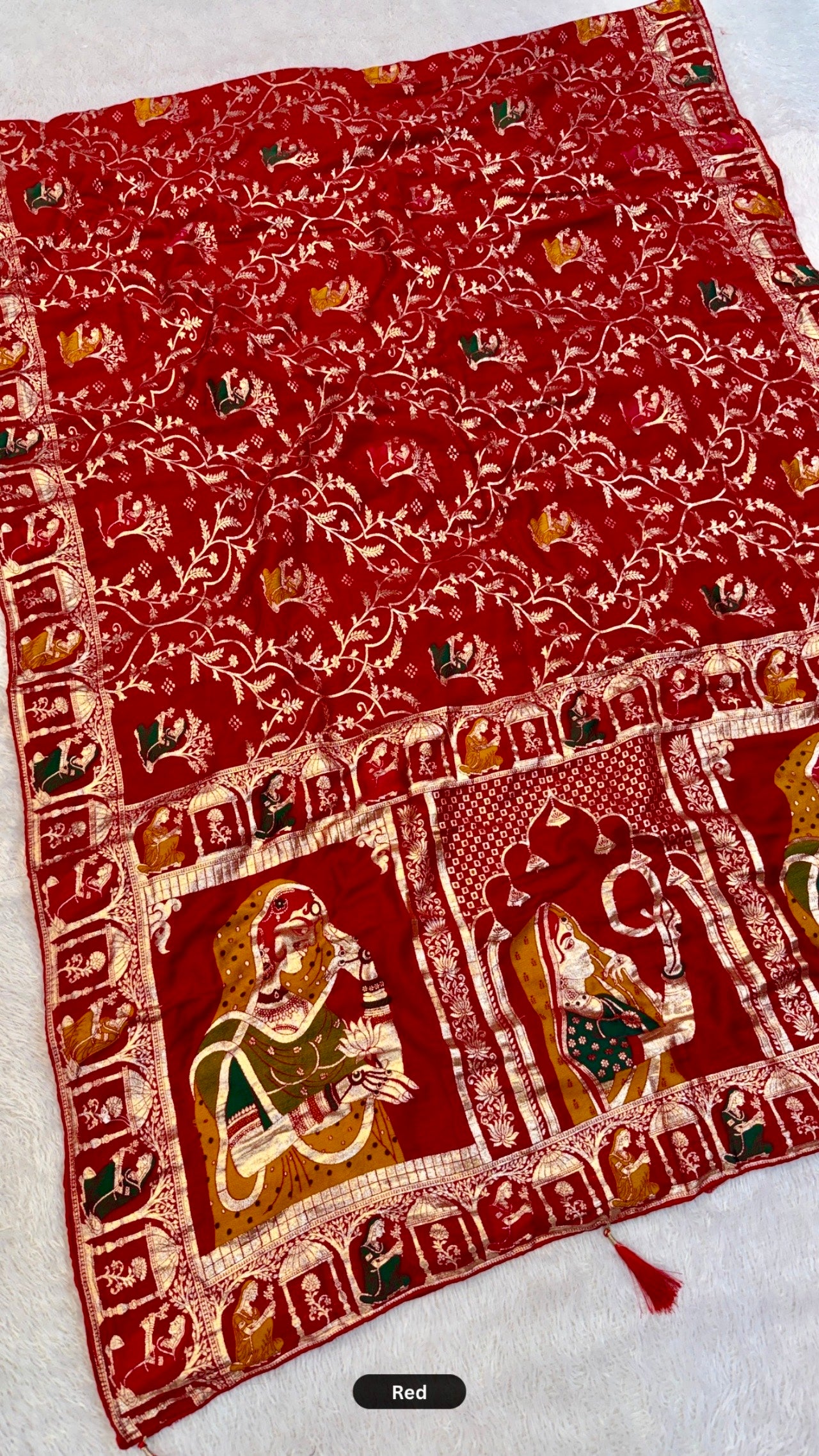 Maharani Mehfil : A Palace Woven into Six Yards.