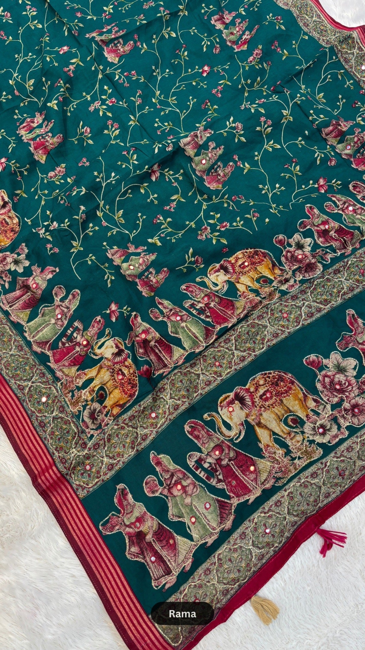 Trending Pure Mul Cotten Mirror Work Saree