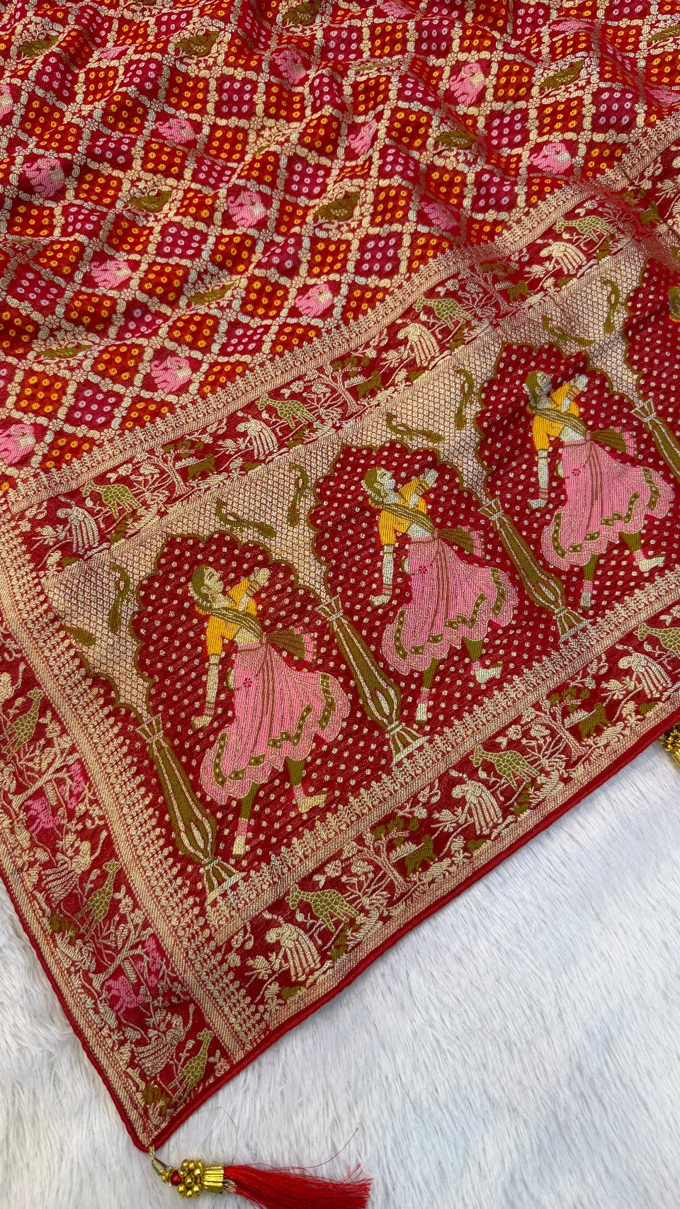 Traditional Georgette Banarasi Bandhej Saree (Rani / Maroon)