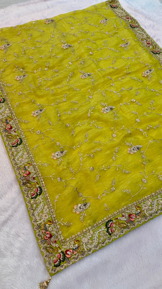 Shaan-E-Hindustan “Neon Parampara” Limited Edition Saree!