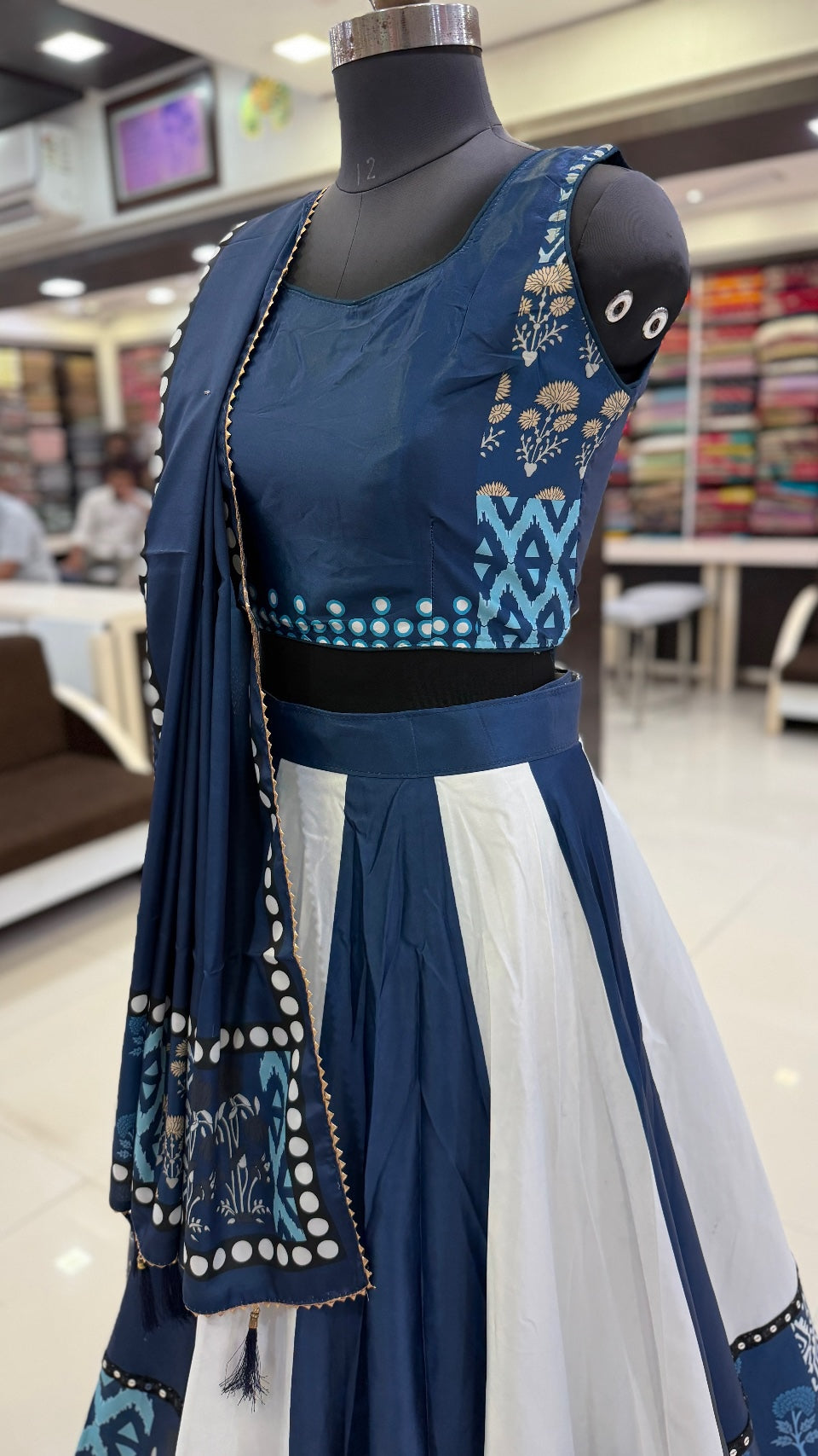 Dhabu Print Indigo Designe, 7 Meter Flare Lehanga Choli New