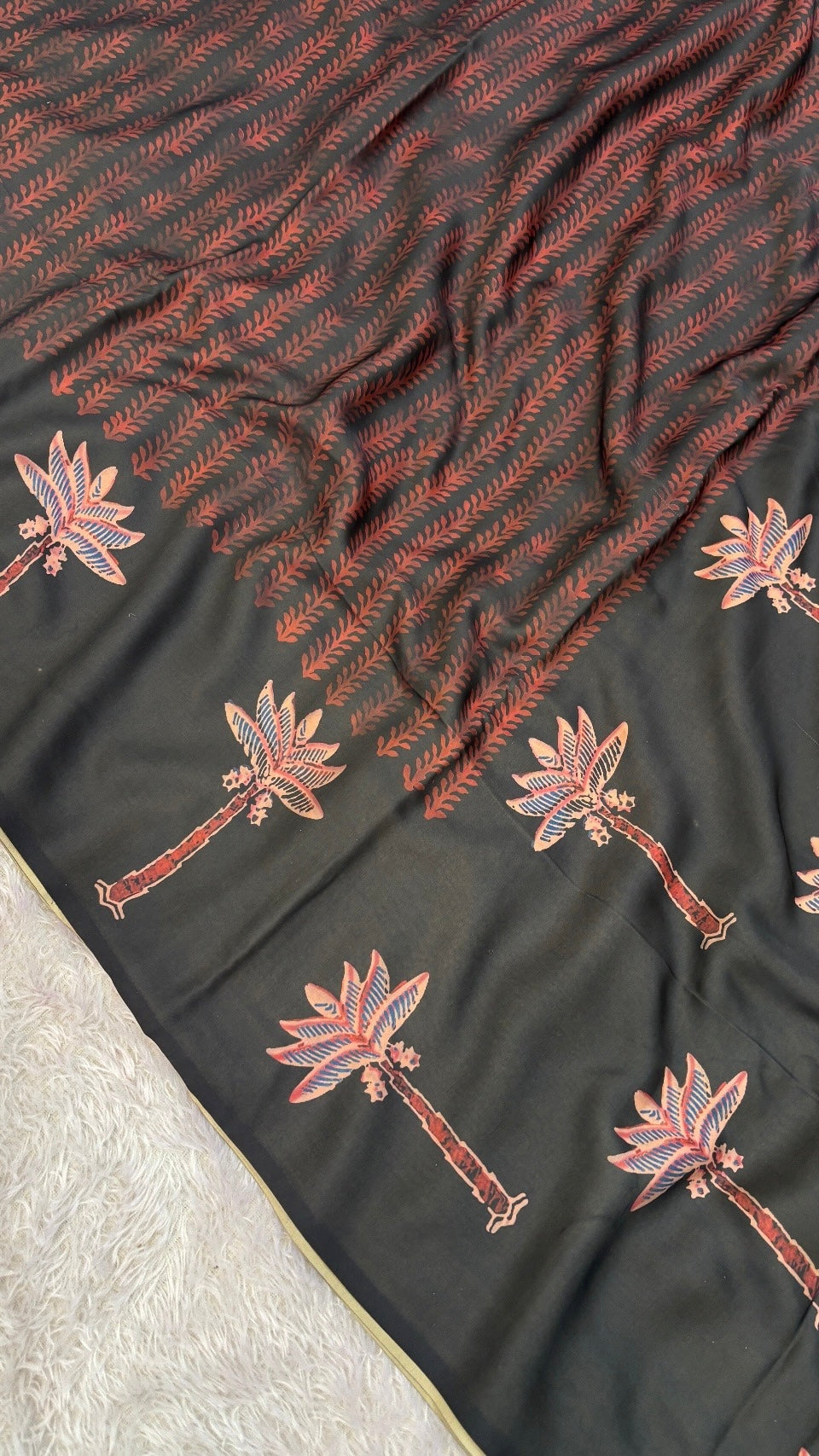 Ajrakh Kutchi Saree with Fancy Tussle (105)