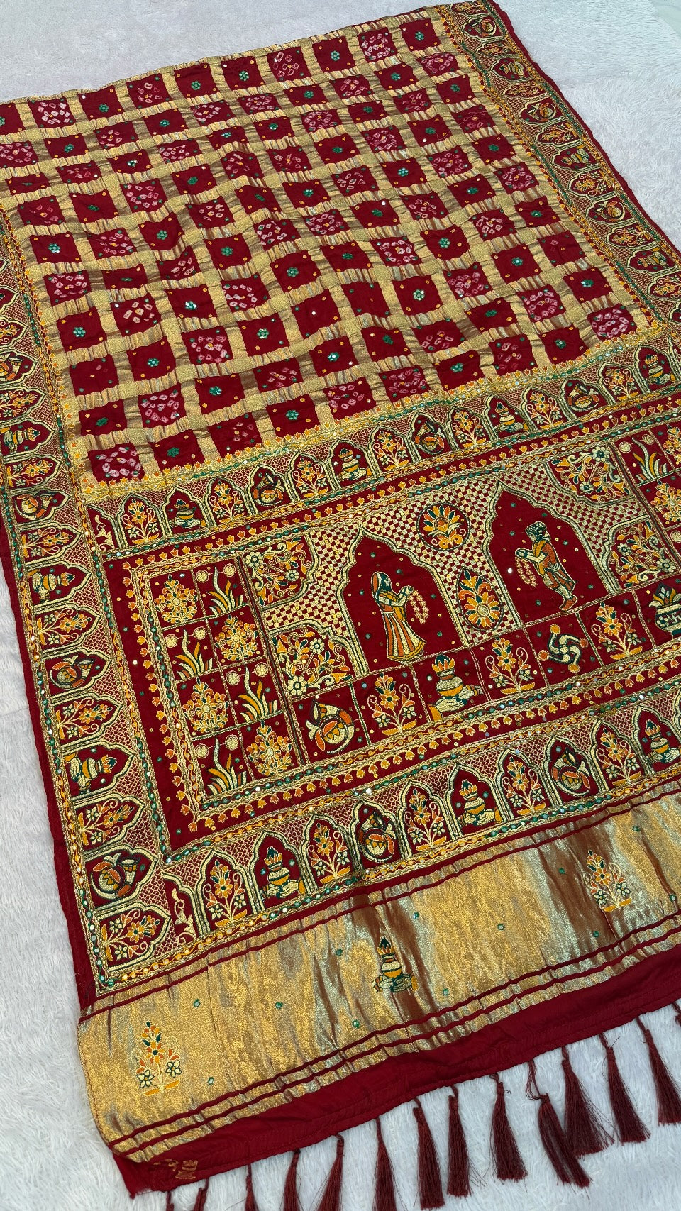 Traditional Gharchola Saree - 4044