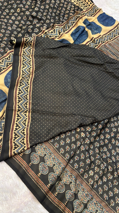 Ajrakh Kutchi Saree with Fancy Tussle (107)