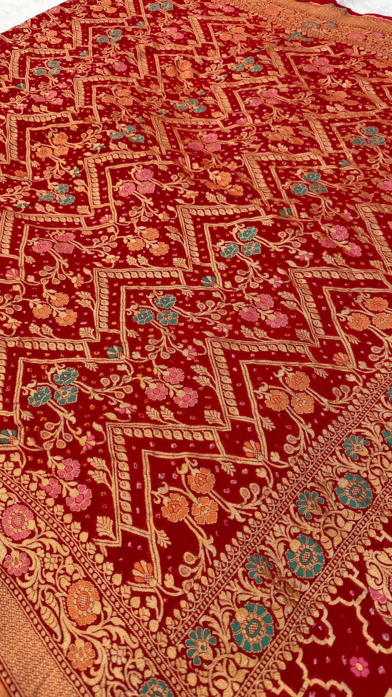 Exclusive Handwoven Original Neemzari Bandhani Saree (A)