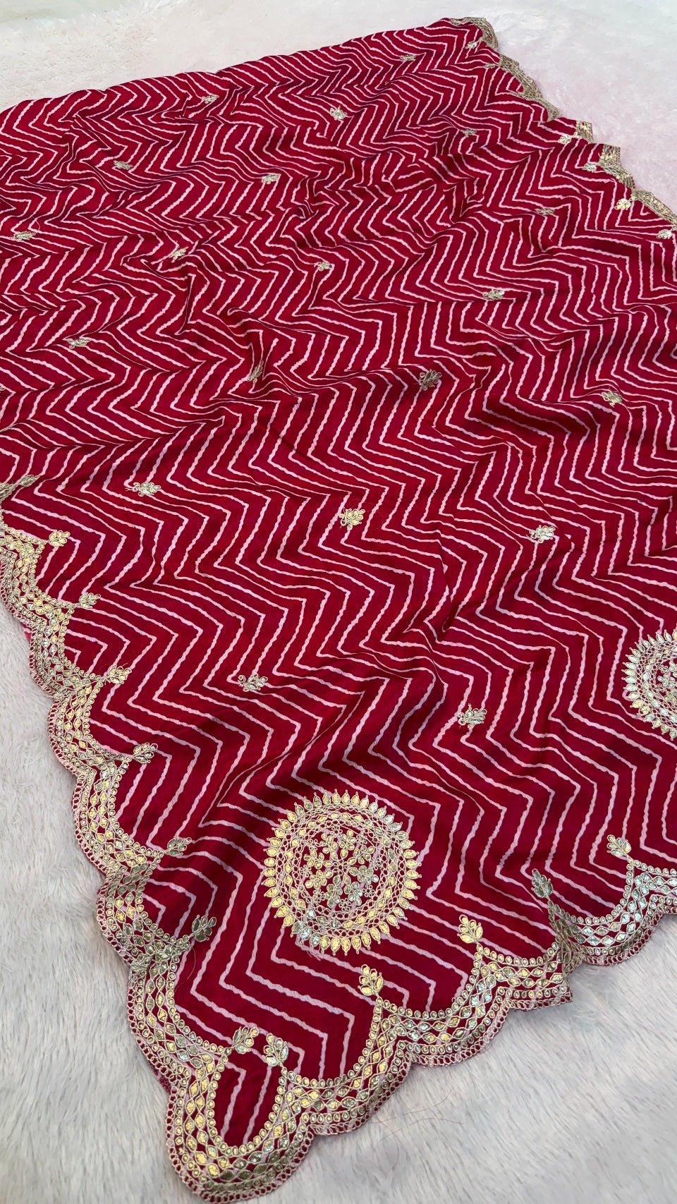 Lehariya Saree With Gottapatti Work