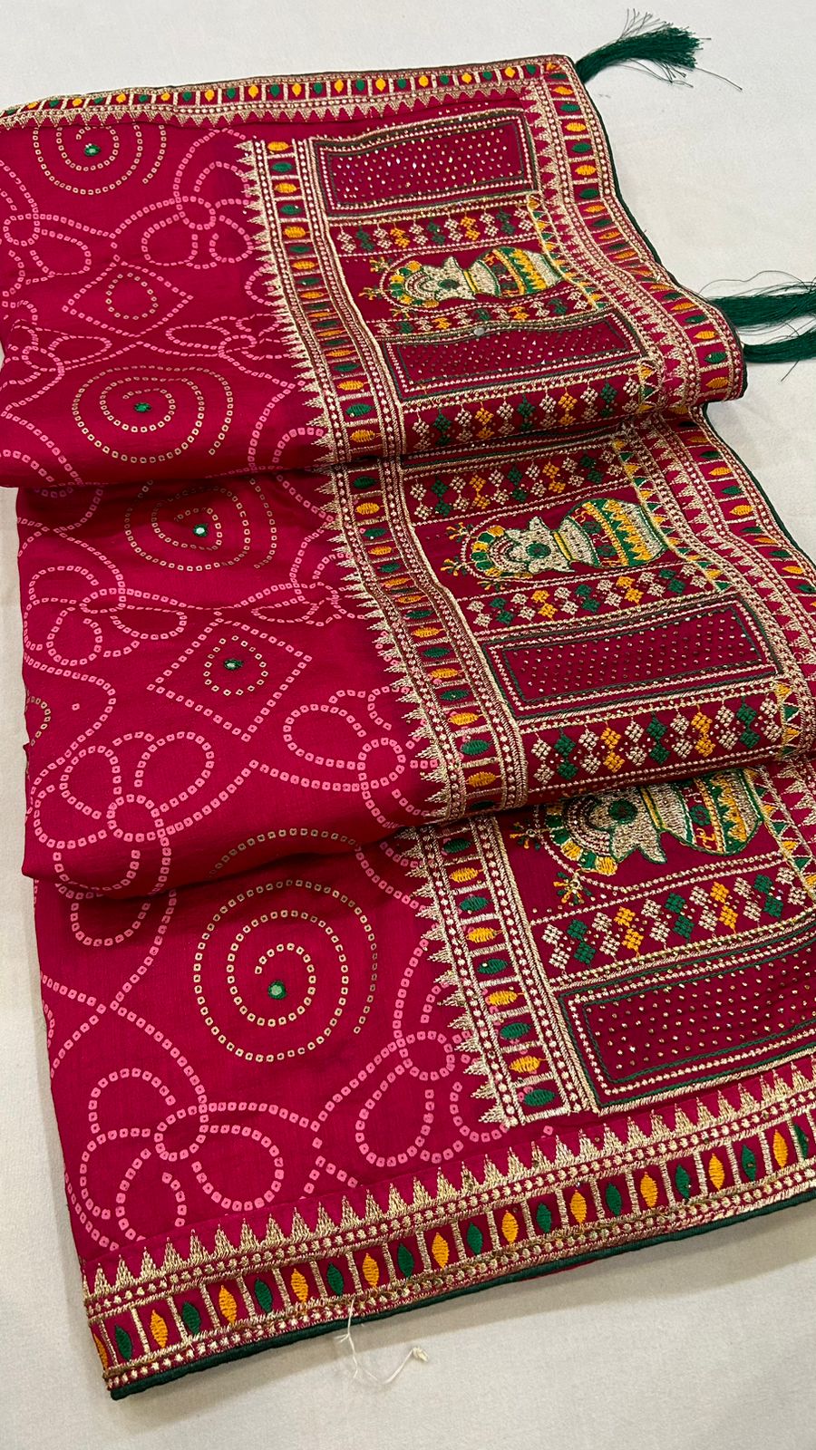 kutch bandhani sarees at Best Price in Mumbai | elegantt drapes