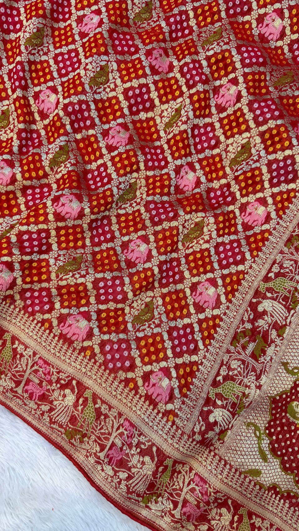 Traditional Georgette Banarasi Bandhej Saree (Rani / Maroon)