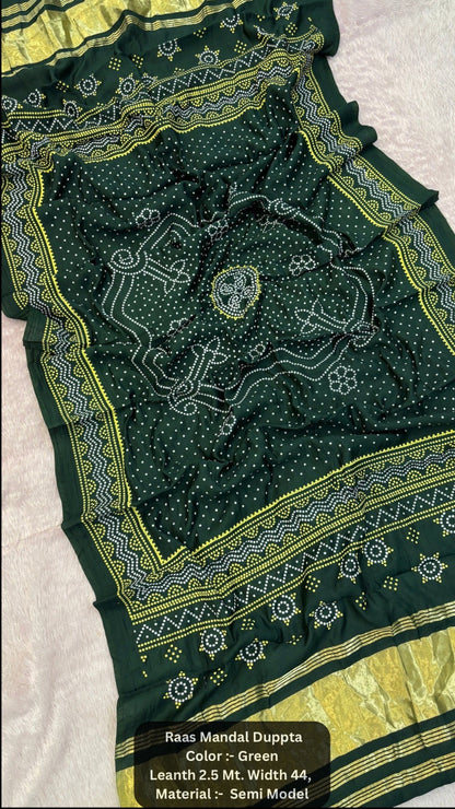 Raas Mandal Duppta With Lagadi Paata (Lavender)