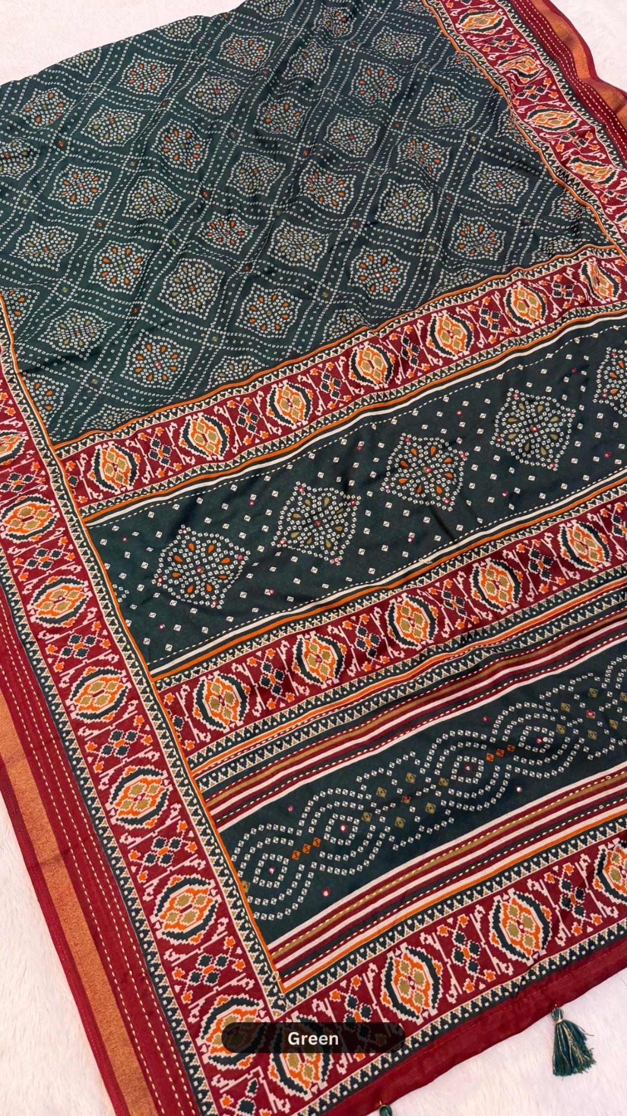 Trending Mul Cotten Katha + Mirror Work Saree (Gharchola SD)