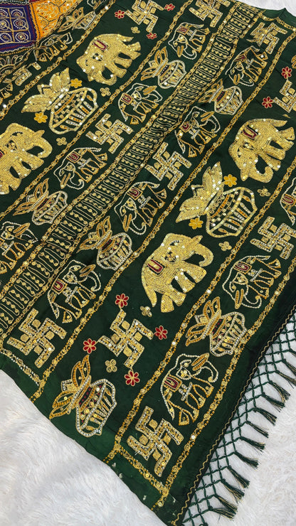 SvarṇaVastra :- Vintage Sequence Work Saree (Green)