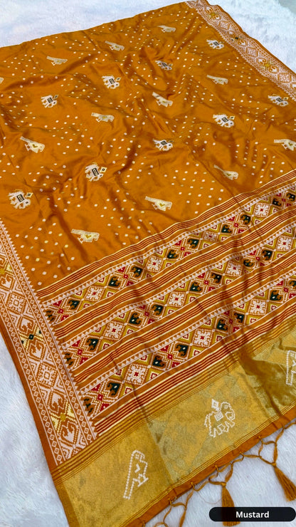 Weaving Patola Bandhej Saree (Lagadi Patta)