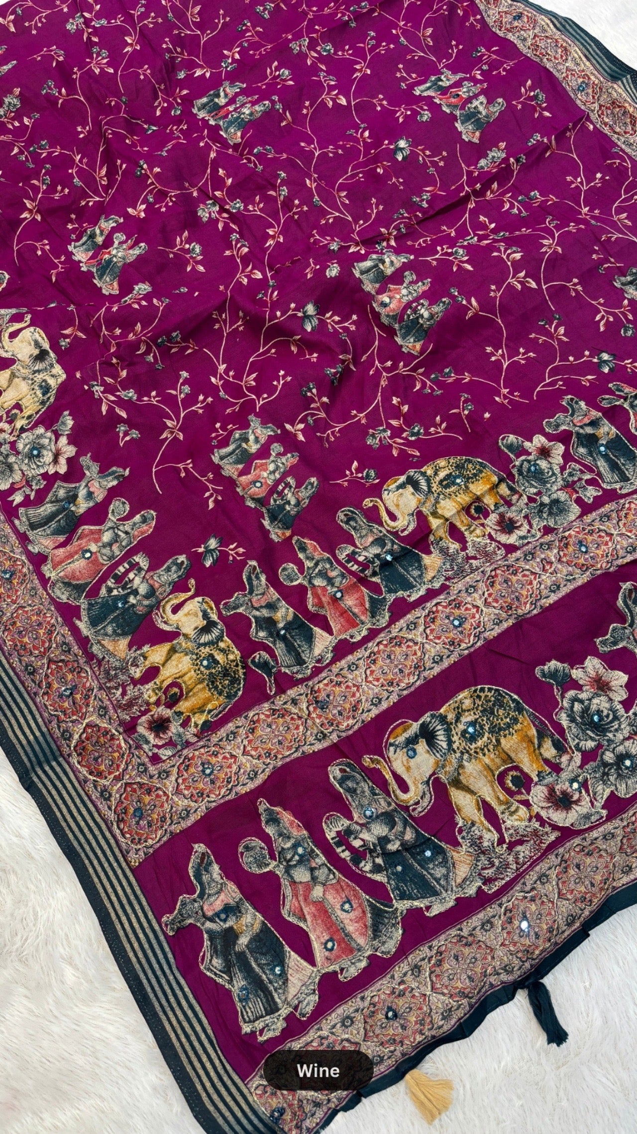 Trending Pure Mul Cotten Mirror Work Saree