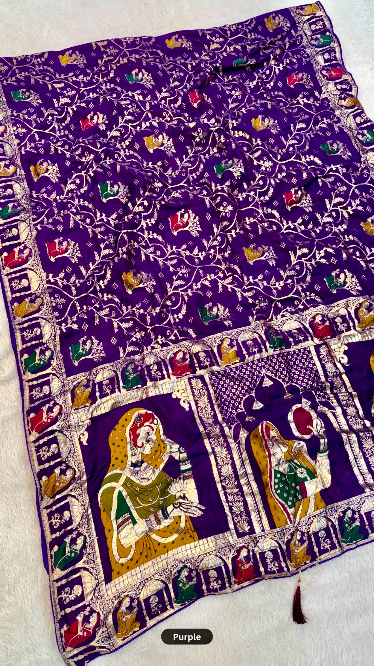 Maharani Mehfil : A Palace Woven into Six Yards.