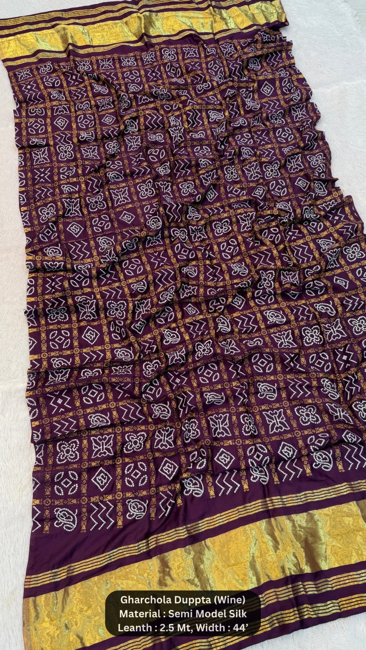 Traditional Bandhej Gharchola Duppta with Lagadi Patta